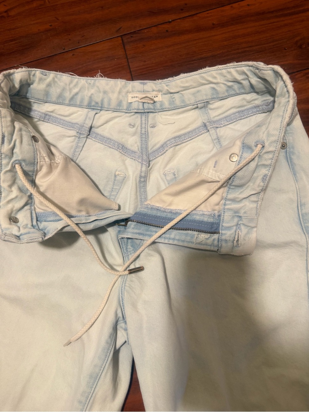Good American Light Blue Frayed Waist Jeans - Picture 7 of 11